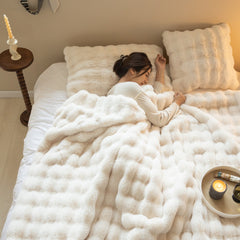 Polyester Bubble Velvet Thick Blanket