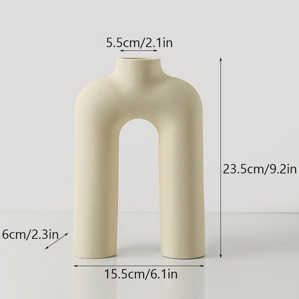 Living Room Table Simple Decoration