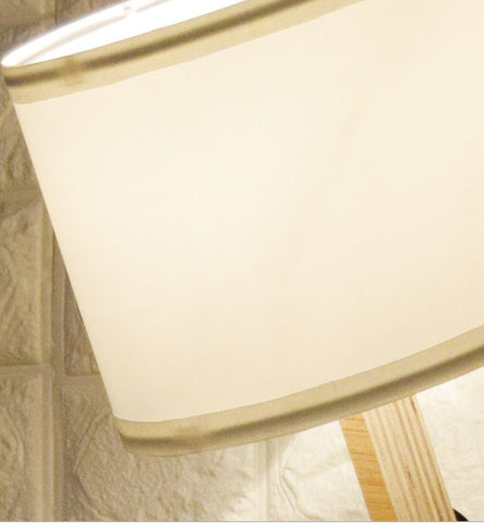 Creative Small Machine Humanoid Wooden Table Lamp Fashion Design Home Decor