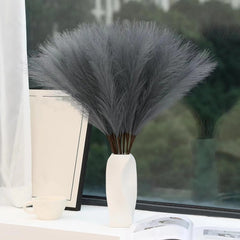 Cross-border Amazon Simulation Reed Pampas Grass