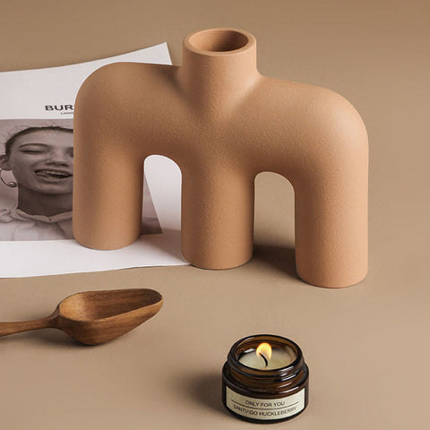 Living Room Table Simple Decoration