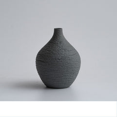 Damon Modern Style Small Japanese Vase