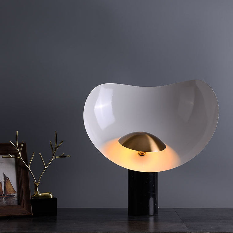 Postmodern Nordic Creative Table Lamp