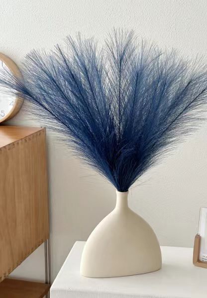 Cross-border Amazon Simulation Reed Pampas Grass