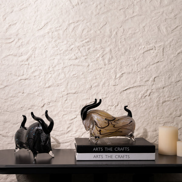 Luxury Handmade Glass Bull And Vitreous Art Decor Piece